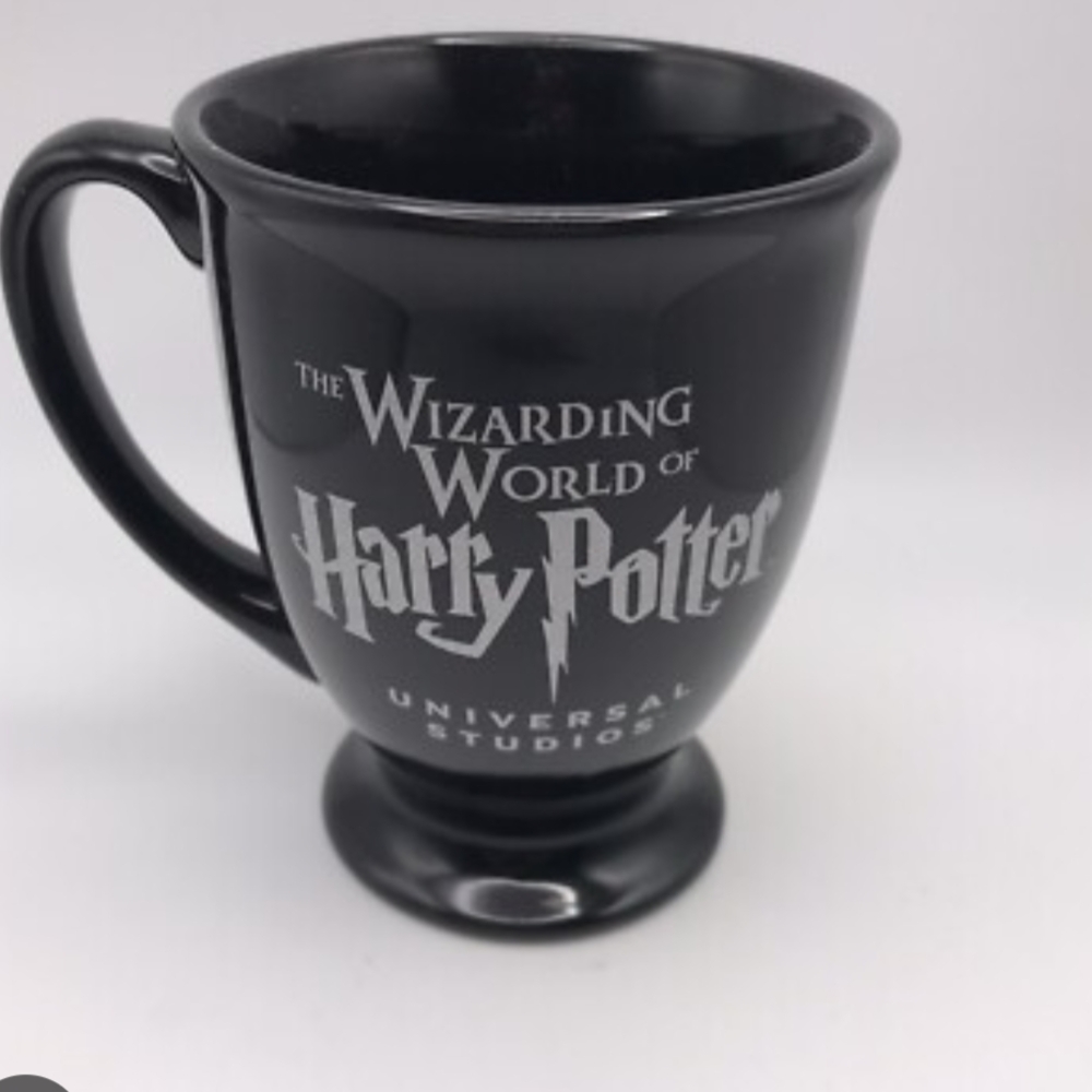 Universal Studios/Harry Potter/ Black Wizarding World Mug